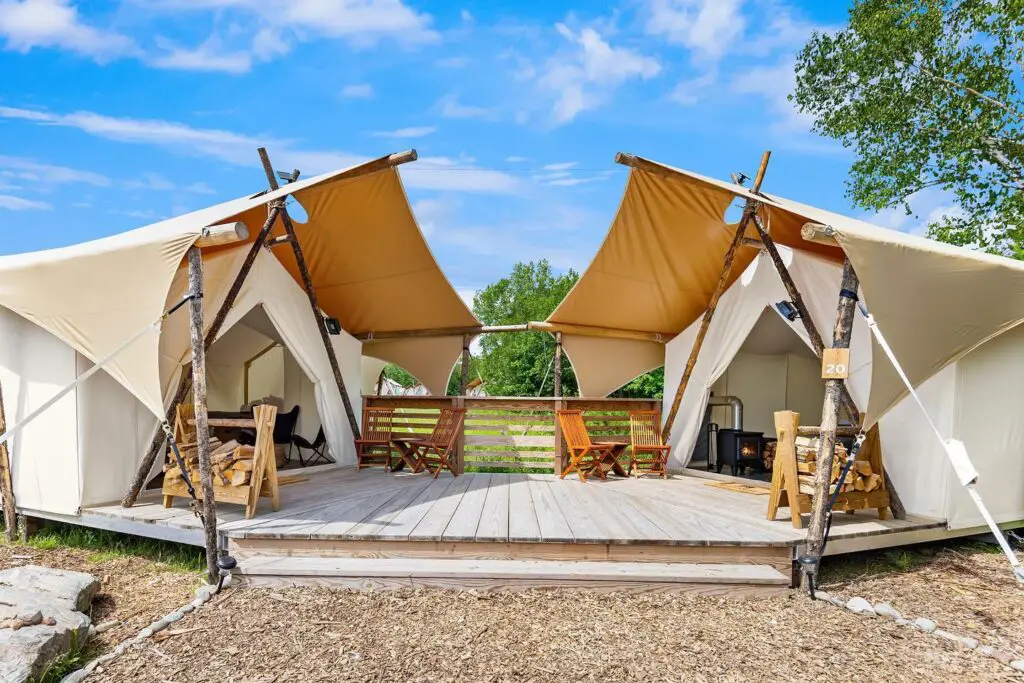 safari tents wrexham
